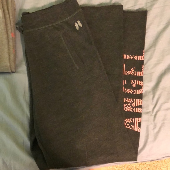 Victoria secret sweat pants 2 PAIRS - Picture 4 of 5